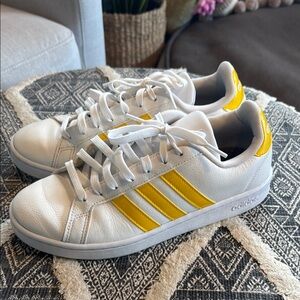 adidas gazelle silver green womens adidas S2G Spikeless 24 Golf Shoes - Off White/Collegiate Green/Wonder Alumina - 10